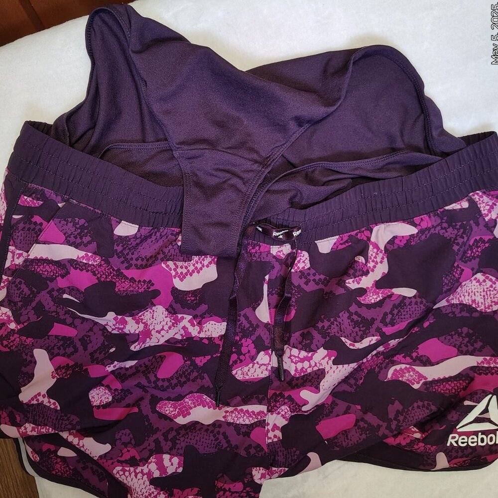 Womens Reebok Purple Camo Running Shorts Size XL Athletic Workout Gym Curvy Girl - Picture 6 of 6